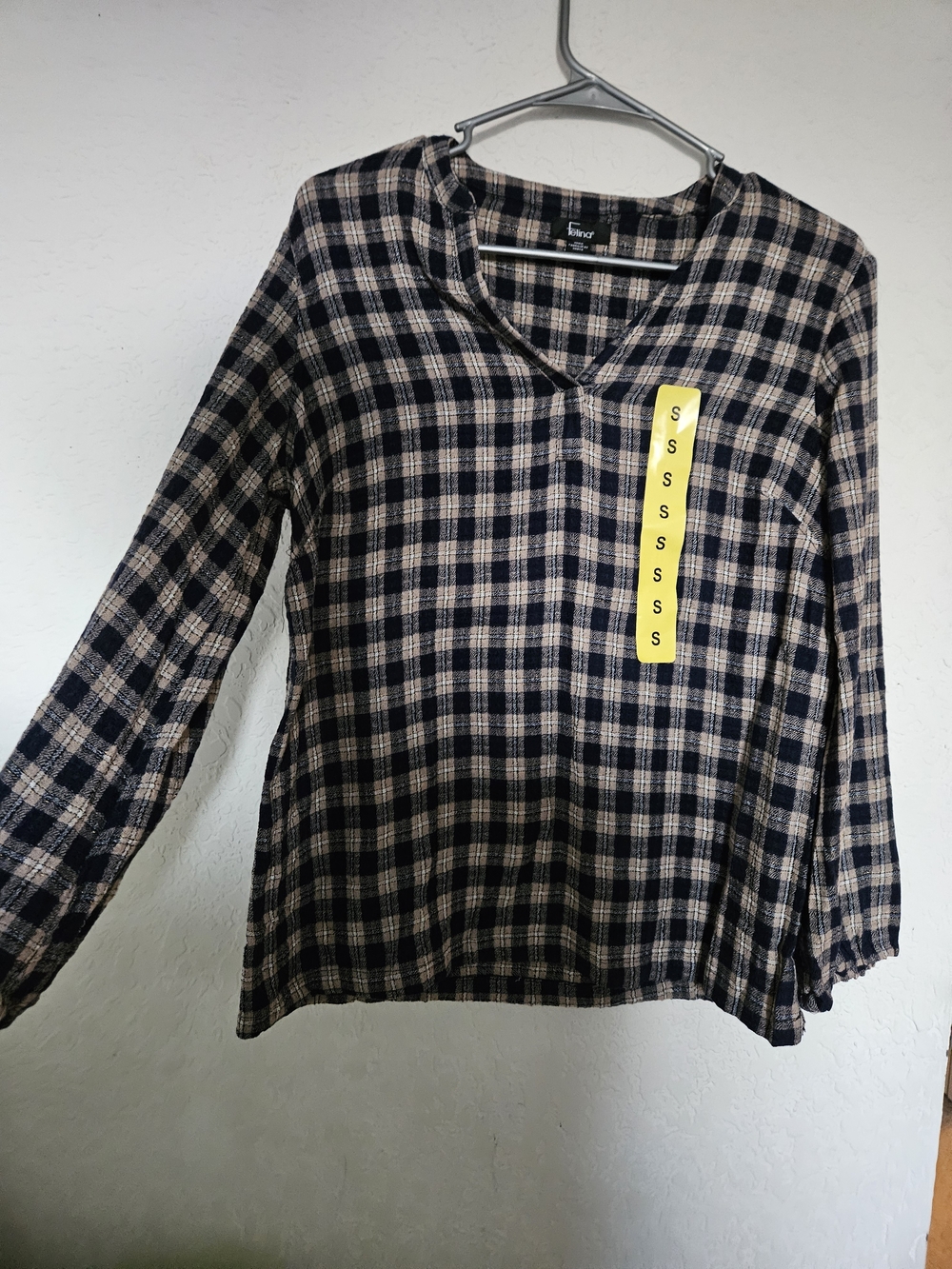Felina Navy and Beige Plaid Long Sleeve V-Neck Top